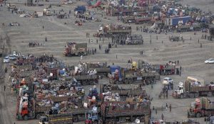 Pakistan में अफगान शरणार्थियों पर कार्रवाई जारी, हजारों लोगों को किया निर्वासित