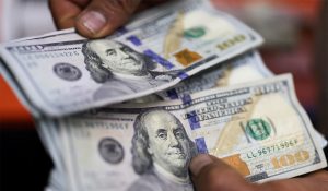 Rupee vs Doller: रुपया शुरुआती कारोबार में 30 पैसे टूटकर 86.56 प्रति डॉलर पर पहुंचा