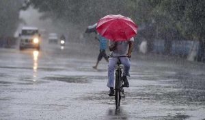 देशभर में बारिश का कहर: दिल्ली-एनसीआर सहित कई राज्यों में अलर्ट, जानें अन्य राज्यों के मौसम का हाल