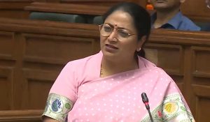 बंगाल हिंसा पर बोलीं CM Rekha Gupta… Mamta Banerjee की भूमिका पर उठाए सवाल