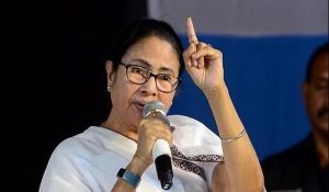 ‘जब तक मैं जिंदा हूं’ योग्य शिक्षक को नौकरी नहीं खोने दूंगी… CM ममता बनर्जी का बड़ा बयान