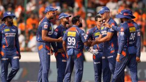 IPL के बीच इस क्रिकेटर पर लगे मारपीट के आरोप, पत्नी ने मांगा 1 करोड़ का मुआवजा