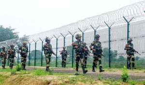 BSF की सूझबूझ से टला बड़ा हादसा, भारत- पाक बॉर्डर पर IED ब्लास्ट… एक जवान घायल