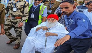 बलात्कारी आसाराम ने जोधपुर जेल में किया सरेंडर, अब HC के फैसले पर टिकी निगाहें