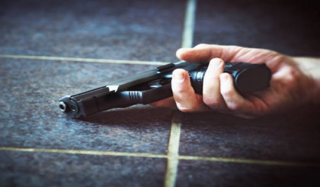 elderly man shoots his wife dead