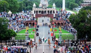 Pahalgam Terror Attack : आज अंतिम दिन… रिश्तेदारों से विदा होते समय भावुक हुए पाकिस्तानी, नम आंखों से कहा अलविदा