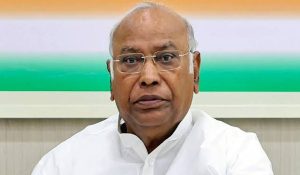 हमारे सैन्यबलों की सटीक कार्रवाई सराहनीय : खड़गे