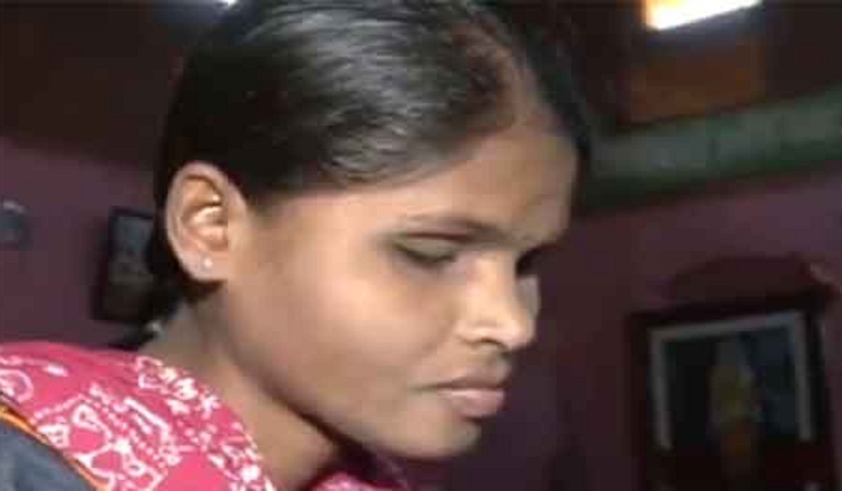 जन्म से नेत्रहीन, कूड़ेदान में फेंका… अब कड़ी मेहनत से माला पापलकर ने अफसर बन रचा इतिहास