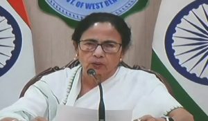 Waqf Bill: ममता बनर्जी का केंद्र पर हमला, कहा- जुमला पार्टी का एक ही काम, देश को बांटना