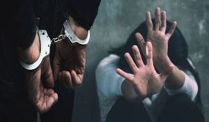 रिश्ते हुए शर्मसार, मां ही करवाती रही बेटी का दुष्कर्म, पुलिस ने आरोपी समेत मां को किया गिरफ्तार