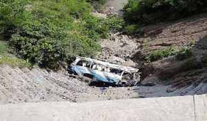 पाकिस्तान में बड़ा सड़क हादसा, 11 लोगों की मौत… महिलाएं और बच्चे भी शामिल