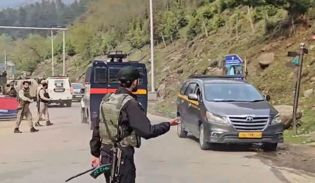 person went to Kashmir after saving money for months
