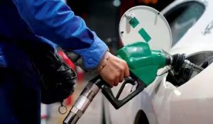 Petrol Price Hike: सरकार ने पेट्रोल और हाई-स्पीड डीजल की कीमतें बढ़ी, जानें नए रेट