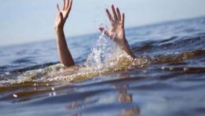 Bhadohi News: तीन बच्चों के साथ महिला तालाब में कूदी, सास की तेरहवीं के बाद उठाया खाैफनाक कदम