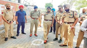 अमृतसर में एनकाउंटर के बाद 3 लुटेरे गिरफ्तार, पुलिस की गोली लगने से एक घायल; पिस्तौल बरामद