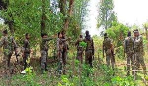 Chhattisgarh : सुकमा में सुरक्षाबलों और नक्सलियों के बीच मुठभेड़, 8 नक्सली ढेर, 5 जवान शहीद