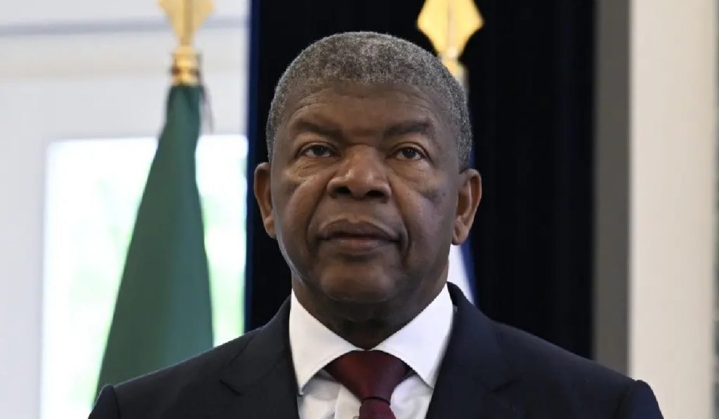 President of Angola reaches New Delhi