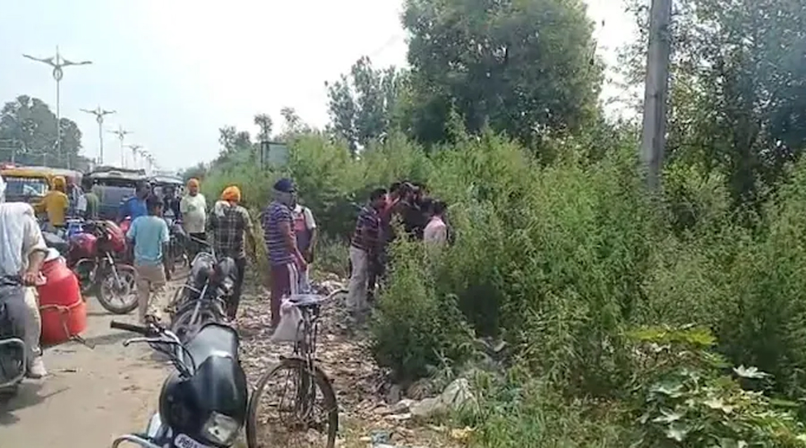अमृतसर में बड़ा धमाका: हैंड ग्रेनेड ले जा रहा युवक गंभीर रूप से घायल, इलाके में मचा हड़कंप