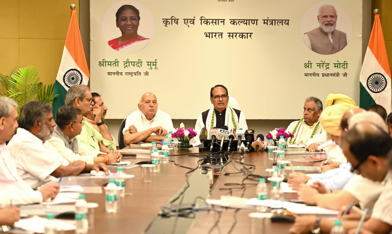 चावल और मक्का में उल्लेखनीय वृद्धि सहित देश के खाद्यान्न क्षेत्र में 3.8 प्रतिशत की बढ़ोतरी : केंद्रीय कृषि मंत्री Shivraj Singh Chouhan