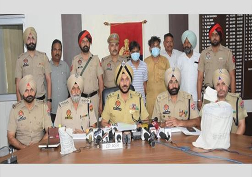 अंतरराष्ट्रीय नार्को-तस्करी का भंडाफोड़; 10.2 किलोग्राम हेरोइन सहित 3 गिरफ्तार