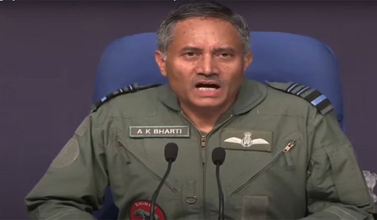 ‘पाकिस्तान ने आतंकियों का साथ दिया, जो नुकसान हुआ उसका जिम्मेदार वही’, बोले एयर मार्शल भारती