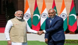 India Help Maldives : कर्ज में डूब रहा पाकिस्तान… वहीं भारत ने मालदीव को दी 50 मिलियन अमेरिकी डॉलर