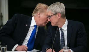 India में iPhone न बनाए Apple… CEO टिम कुक से बोले अमेरिकी राष्ट्रपति डोनाल्ड ट्रंप