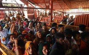 UP NEWS : बड़ा मंगल पर हनुमान मंदिरों में भक्तों की भीड़ उमड़ी