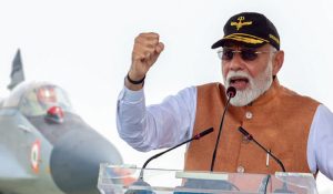 ‘आपने करोड़ों भारतीयों का सीना चौड़ा किया’, आदमपुर एयरबेस में सैनिकों से बोले PM मोदी