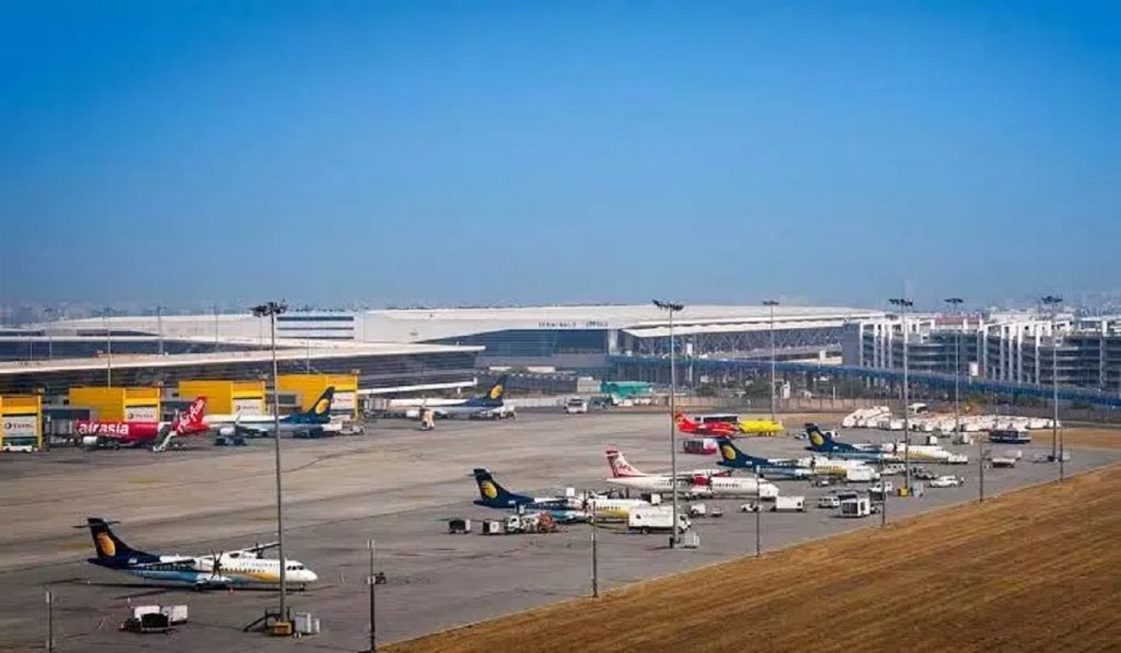 flights cancelled at Delhi airport