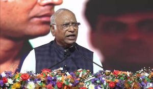 ”ऑपरेशन सिंदूर’ एक छोटे युद्ध जैसा’, पहलगाम आतंकी हमले पर खरगे ने केंद्र को घेरा