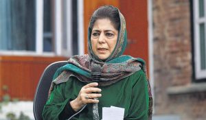 Iran Crisis: महबूबा मुफ्ती ने पीएम मोदी से की अपील, कहा- ईरान में फंसे जम्मू-कश्मीर के छात्रों को…
