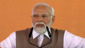 PM MODI ने की शुभम द्विवेदी के परिजन से मुलाकात, कहा- जारी रहेगी आतंकवाद के खिलाफ जंग 