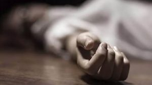 UP : मां की डांट से नाराज 17 वर्षीय लड़की ने की खुदकुशी