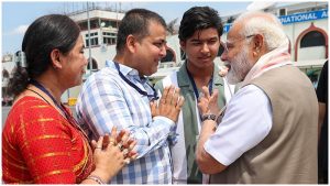 Vaibhav Suryavanshi : वैभव सूर्यवंशी से पटना एयरपोर्ट पर मिले PM मोदी, X पर तस्वीर शेयर कर लिखी ये बड़ी बात