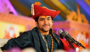 Video : सोनम की हरकतों से डर गए धीरेंद्र शास्त्री, अरेंज और Love मैरिज को लेकर कह दी ये बड़ी बात