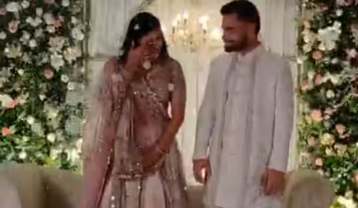 Rinku Singh-Priya Saroj Engagement : रिंकू सिंह ने प्रिया सरोज को पहनाई अंगूठी, खुशी के मौके पर इमोशनल हुईं सांसद