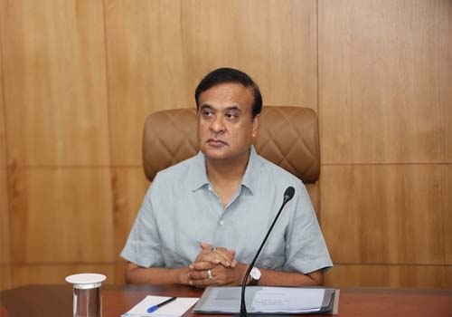 “मंदिर के पास गोमांस फेंकने के आरोप में पांच लोग गिरफ्तार”: Assam CM