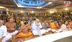 Jagannath Rath Yatra 2025 : केंद्रीय गृह मंत्री Amit Shah अपने परिवार के साथ मंगला आरती में हुए शामिल, देखें तस्वीरें