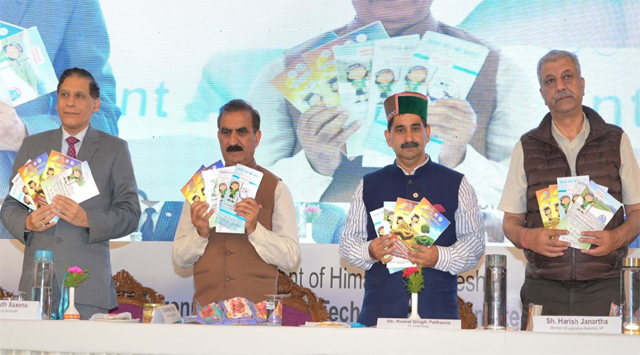 स्कूली बच्चों को 6 लाख स्टेनलैस स्टील की दी जाएंगी बोतलें : CM Sukhvinder Singh Sukhu