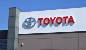 Toyota की बिक्री में 22% का उछाल, मई में 30,864 यूनिट्स से बनाया रिकॉर्ड