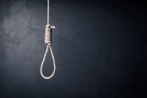 हरियाणा में युवक ने फांसी लगा कर की आत्महत्या, परिजनों ने कहा कि साजिश के तहत हत्या की गई, विदेश न जा पाने के कारण दुखी था