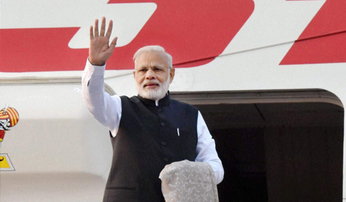 घाना के लिए रवाना हुए PM Modi, बोले- वैश्विक नेताओं से बातचीत करने के लिए उत्सुक