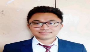 IAS Officer Caught : रिश्वत लेते पकड़े गए IAS अधिकारी धीमान चकमा, घर में मिले थे 47 लाख रुपये