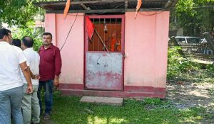 असम पुलिस की ताबड़तोड़ कार्रवाई, हनुमान मंदिर के बाहर बीफ रखने के आरोप में 38 गिरफ्तार