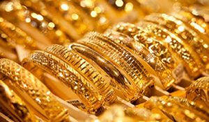 चांदी की कीमत 1.88 लाख के पार, सोने की भी बढ़ी चमक