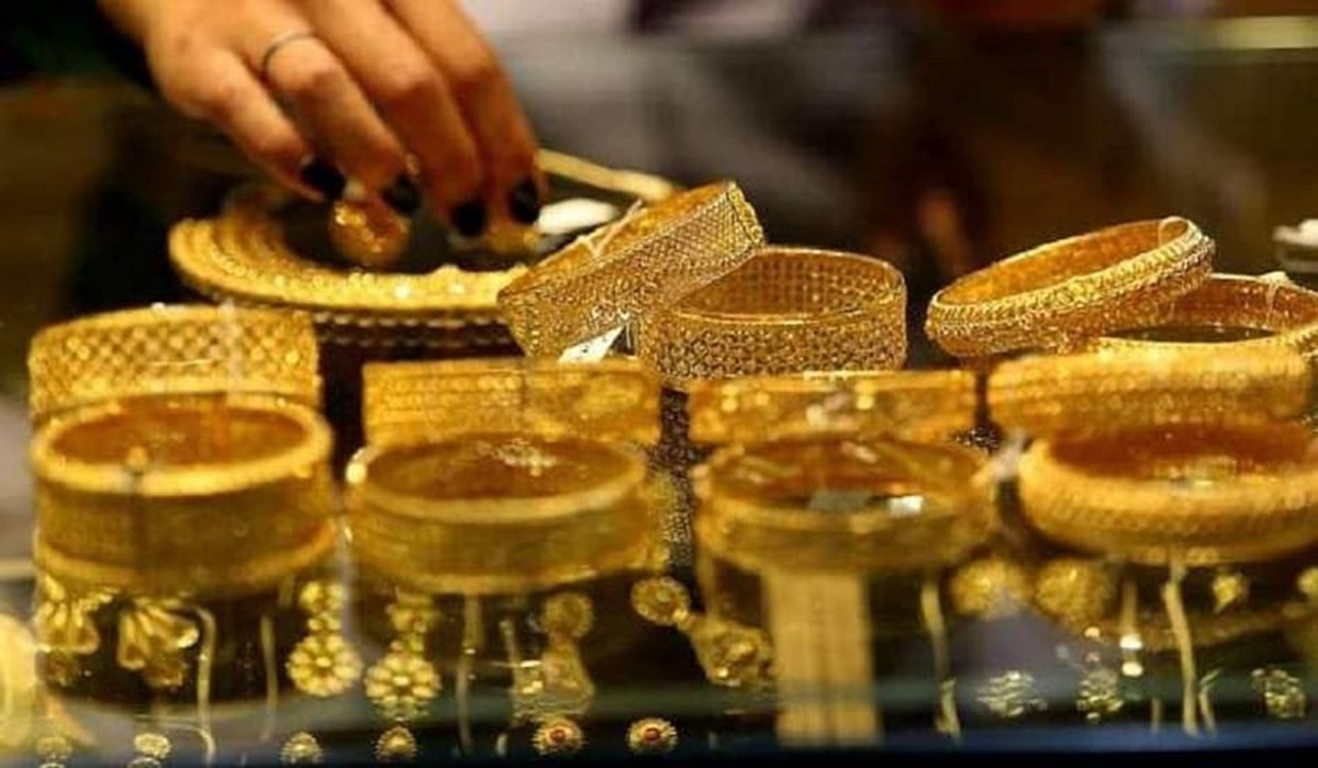 Gold Price Today: 3000 से अधिक सस्ता हुआ सोना, चांदी में उठापटक जारी, जानें इस हफ्ते कैसा रहा कारोबार