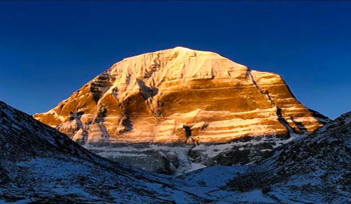 कैलाश मानसरोवर यात्रा के लिए 36 तीर्थयात्रियों का पहला जत्था पहुंचा सिक्किम
