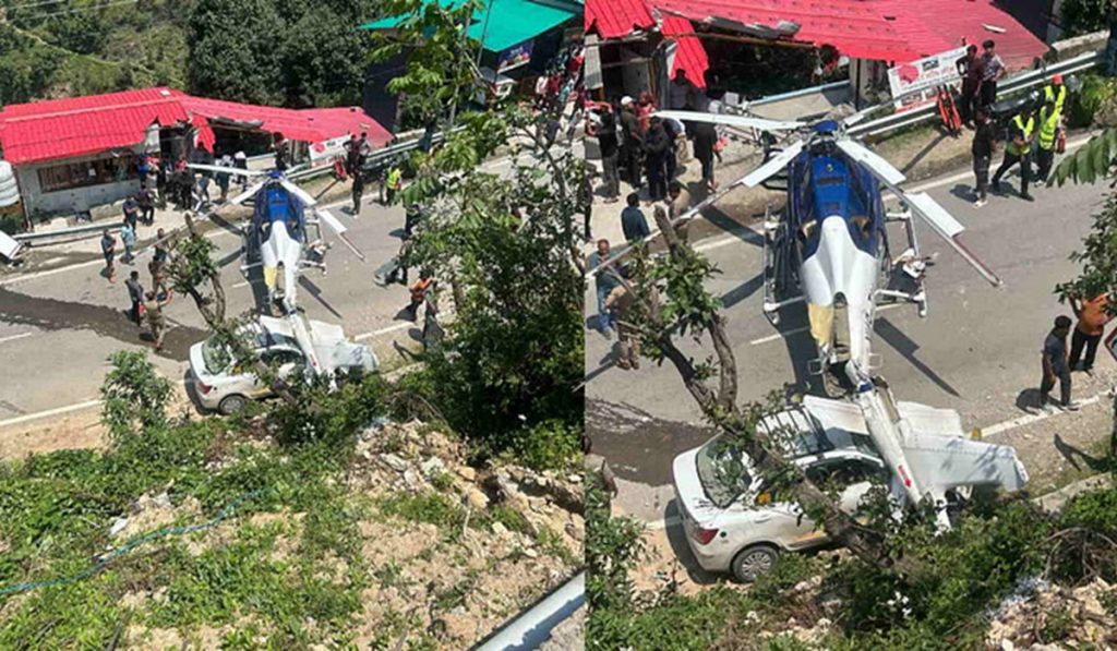 Uttarakhand: Emergency landing of helicopter in Kedarnath