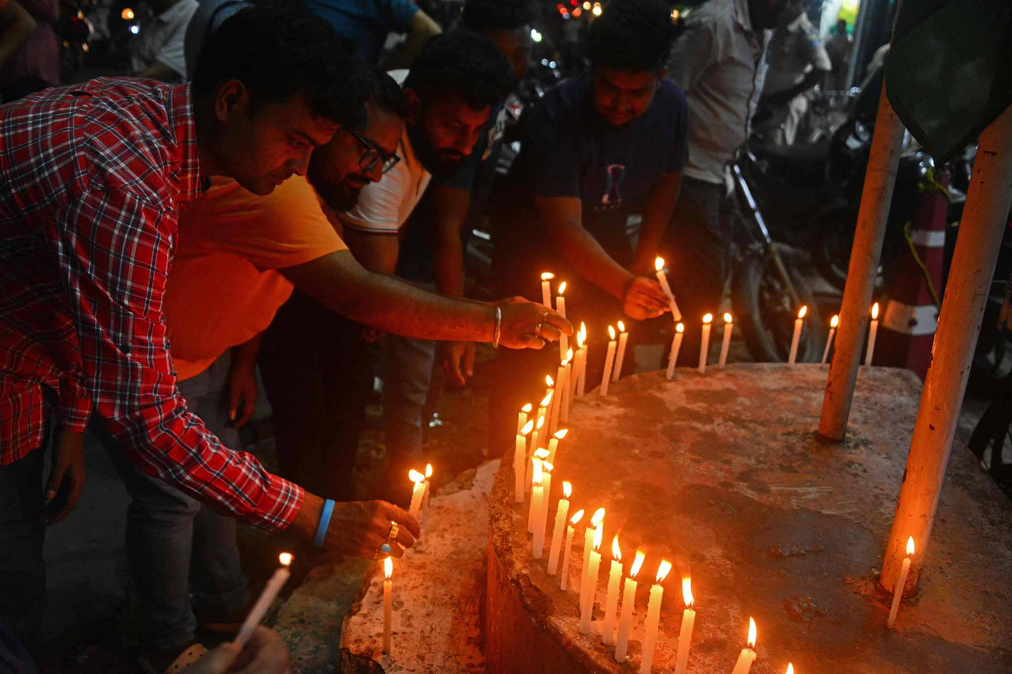 भारतीय विमान हादसे के क्या रहे कारण, विशेषज्ञ लगा रहे कयास